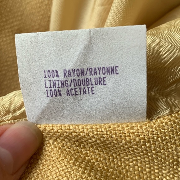 Vintage Essay Yellow Blazer with Shoulder Pads - Size 16 - Picture 9 of 9